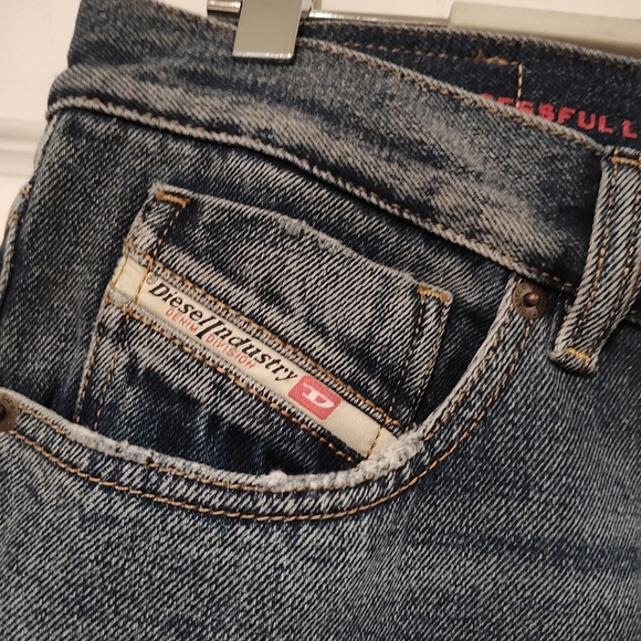 New with tags Diesel Jeans slim Fit 36 - Picture 5 of 16